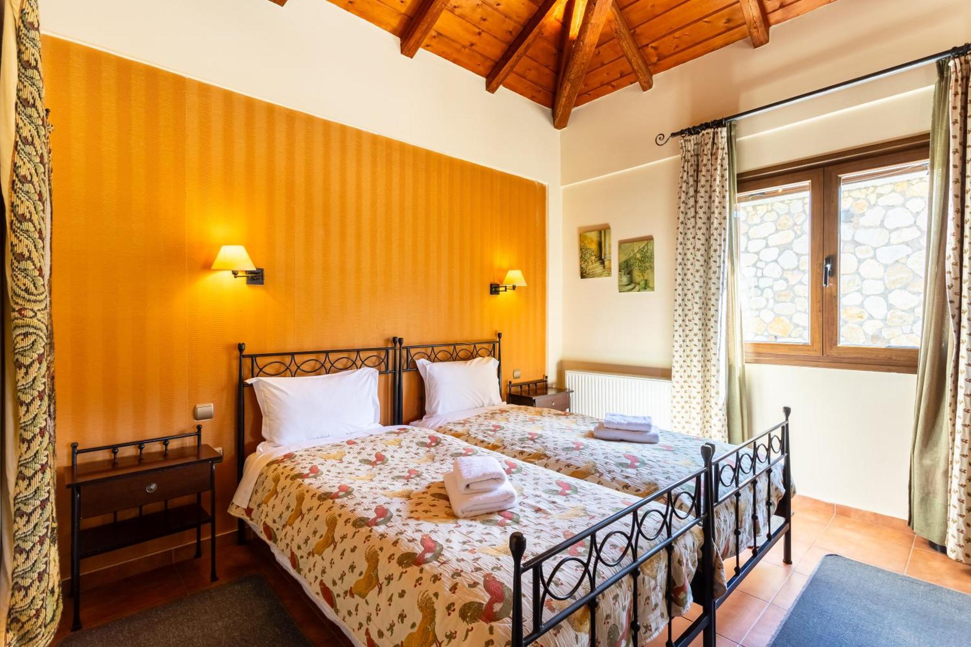 Pleiades Studios All Season Gems - Korinthos Stone Retreats Kalianoi Екстер'єр фото